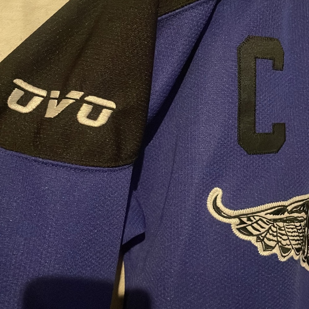 Ovo hockey jersey. - Picture 3 of 4